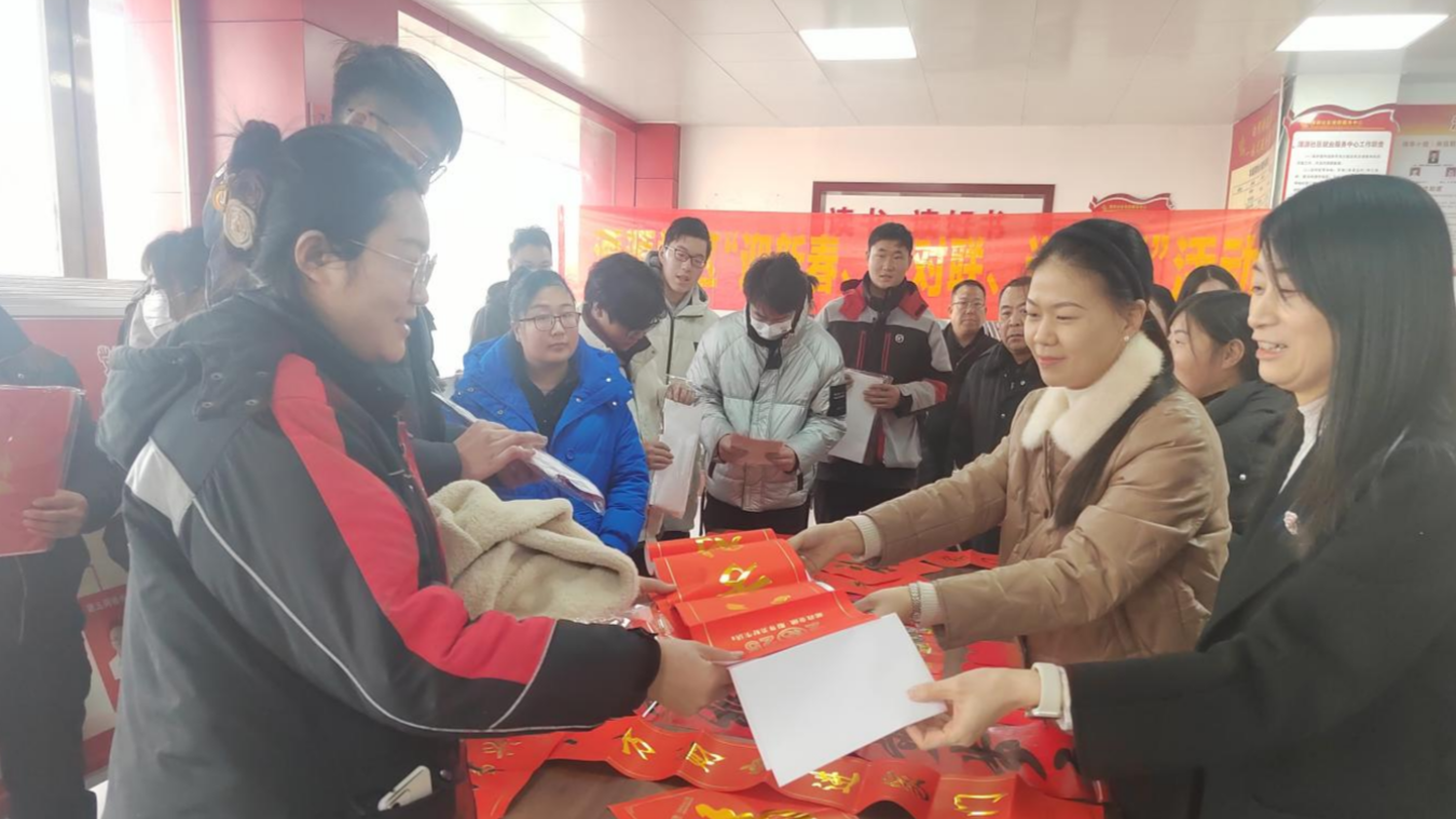 多市局开展“迎新春 送温暖”慰问活动